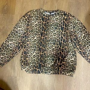 One size but fits like s/m